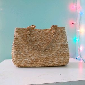 Croft and Barrow Straw Purse